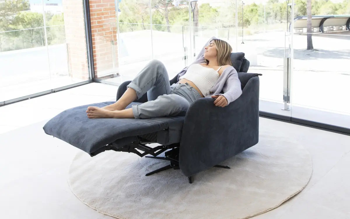 Fama Abel Armchair