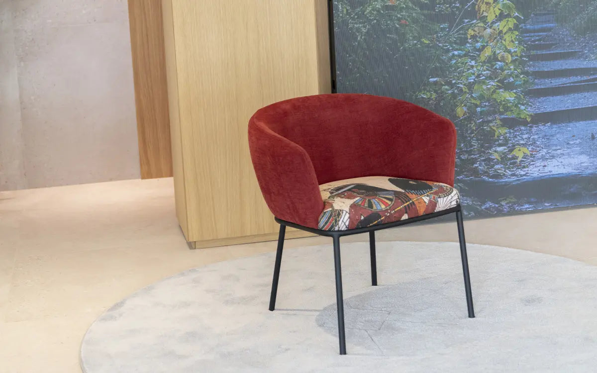 Fama Scarlett Armchair