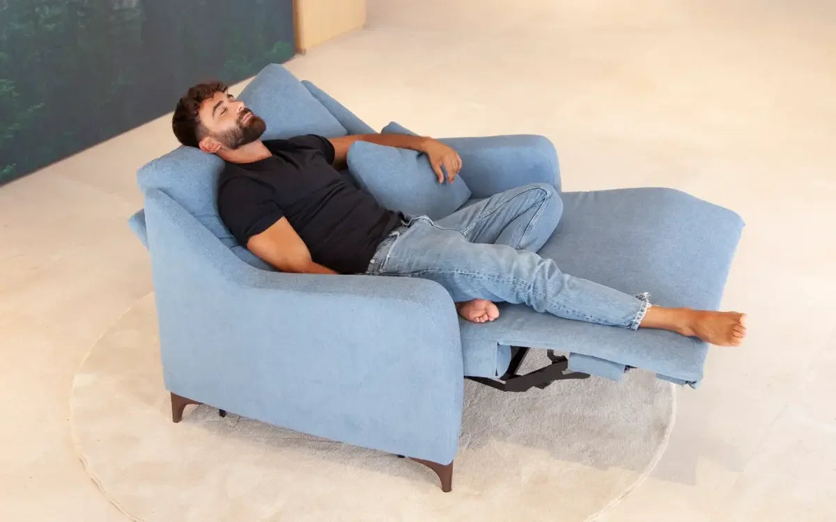 Fama Axel Armchair