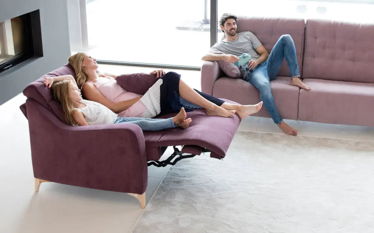 Fama Avalon Armchair