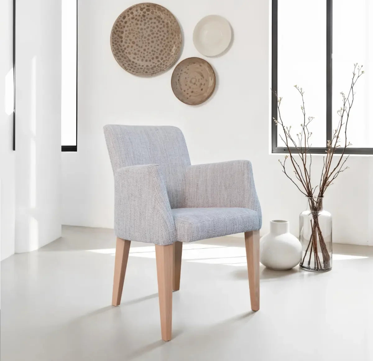 Fama Marilin Armchair