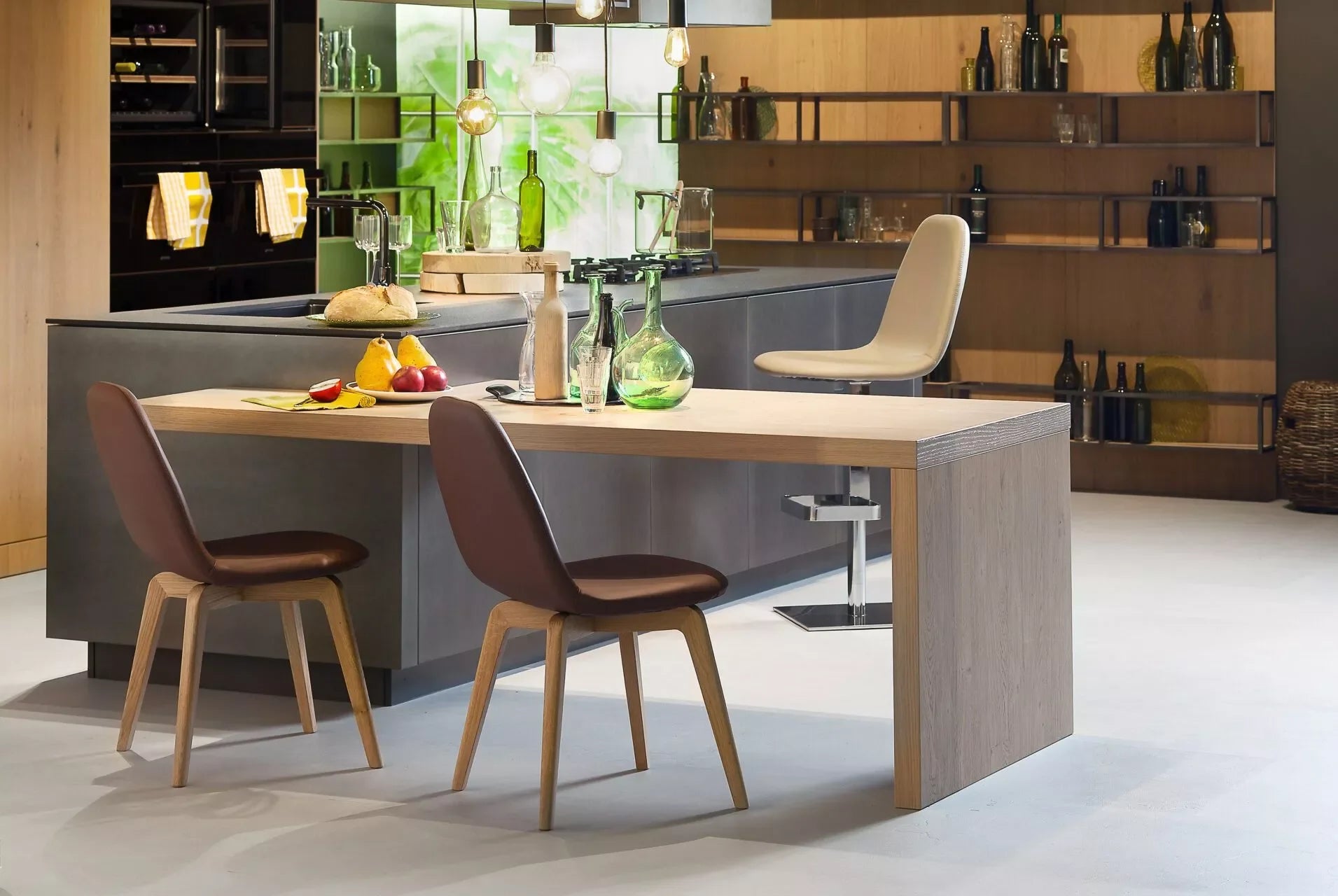 Peressini Kube Stool