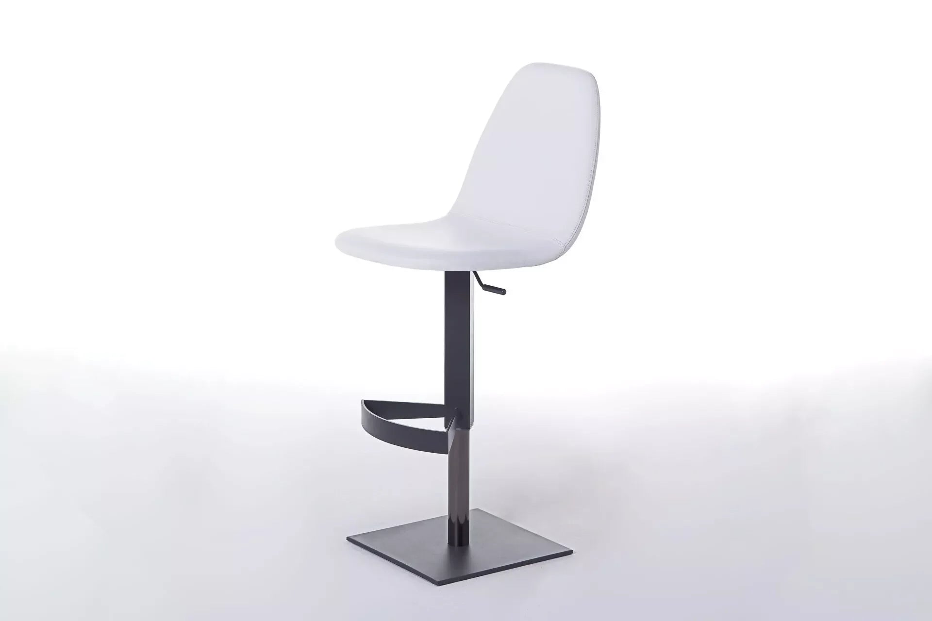 Peressini Kube Stool