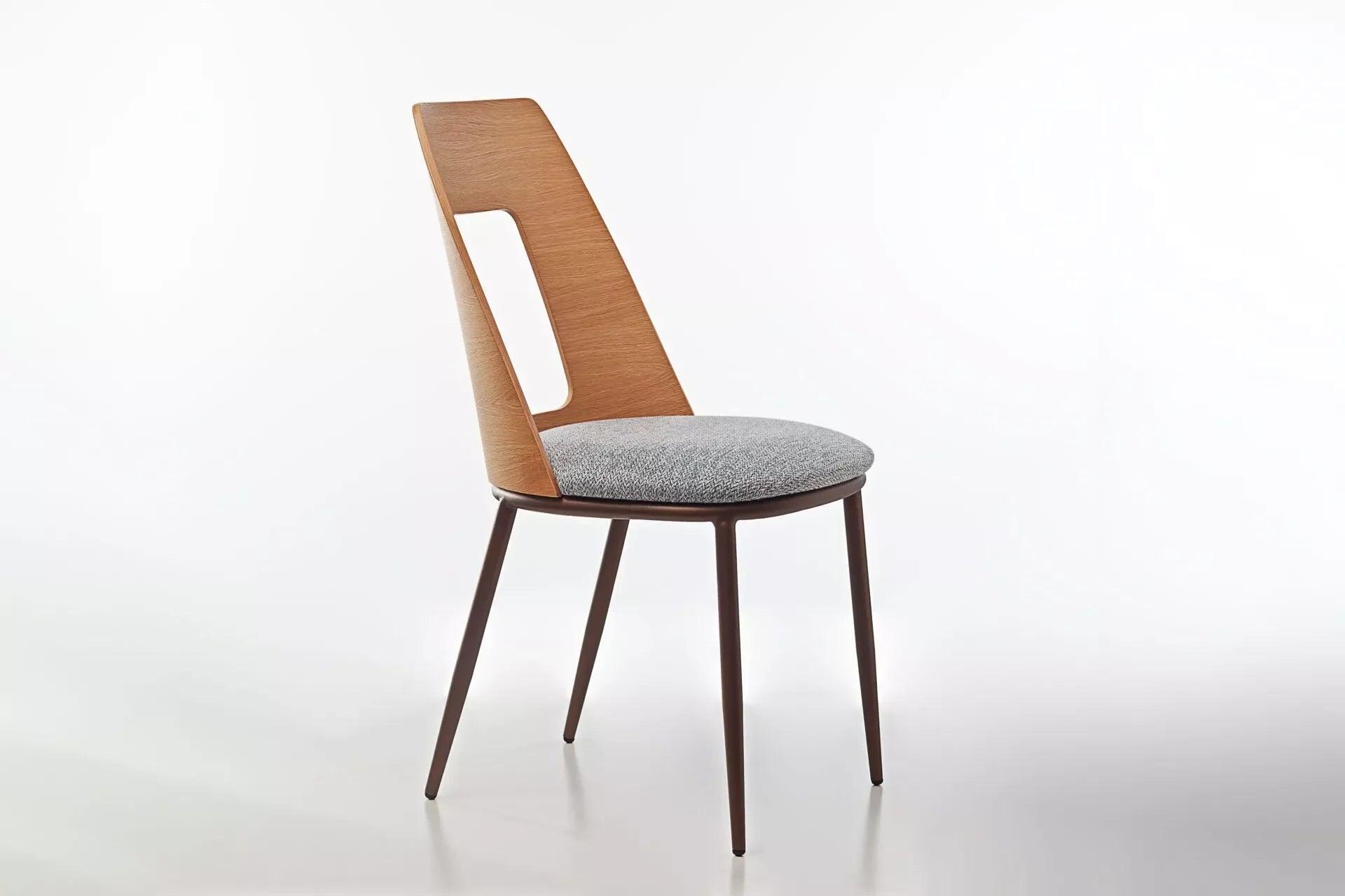 Peressini Opus W Chair