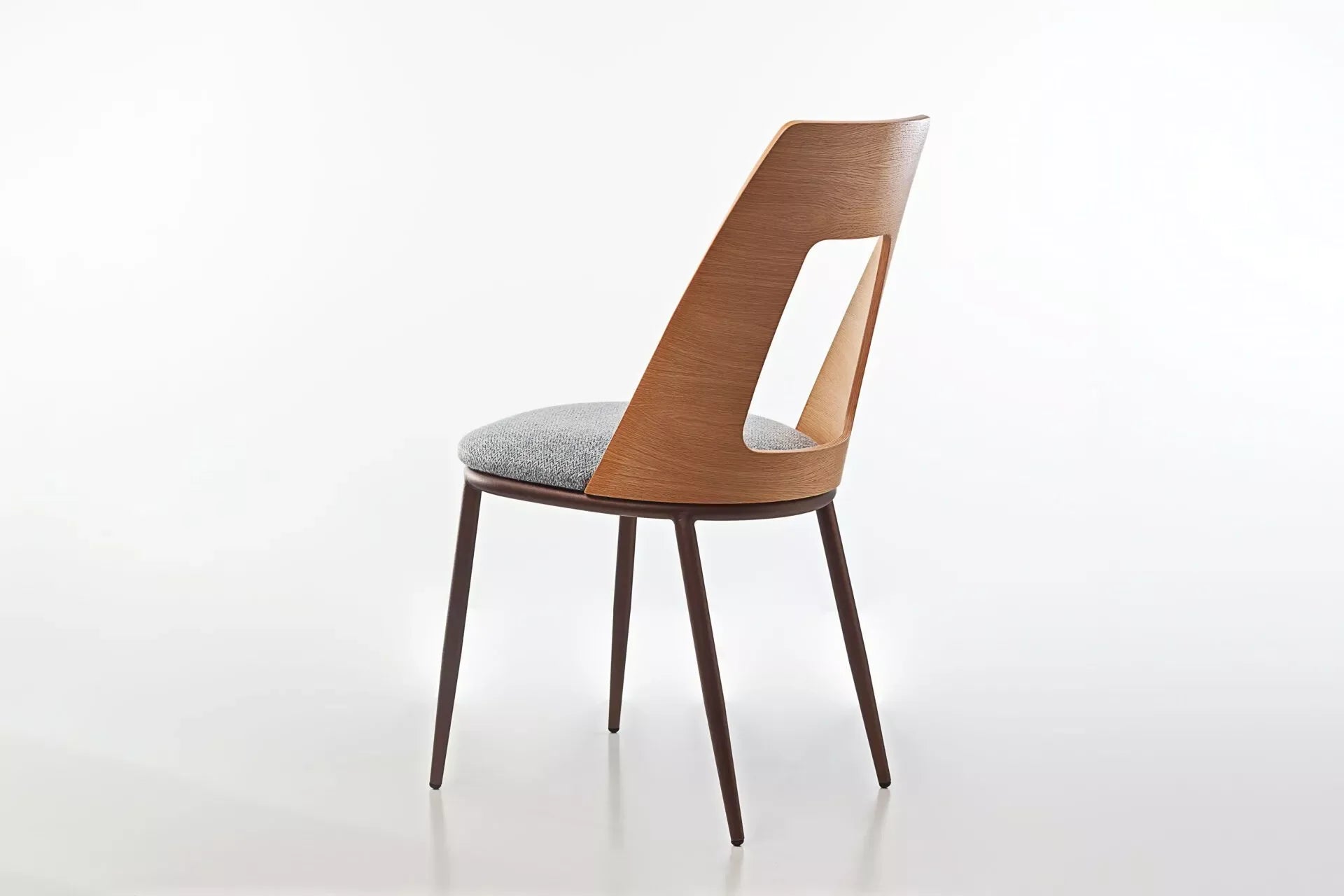 Peressini Opus W Chair