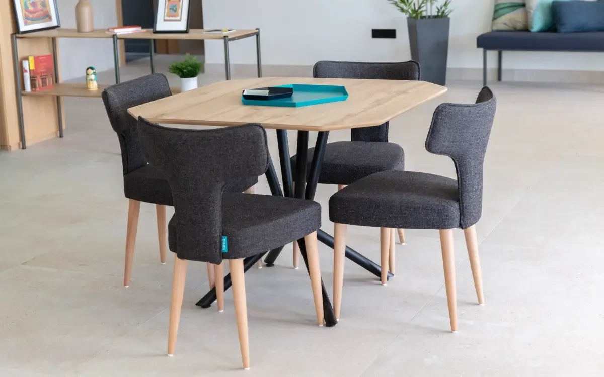Fama Mili & Lalo Dining Chair