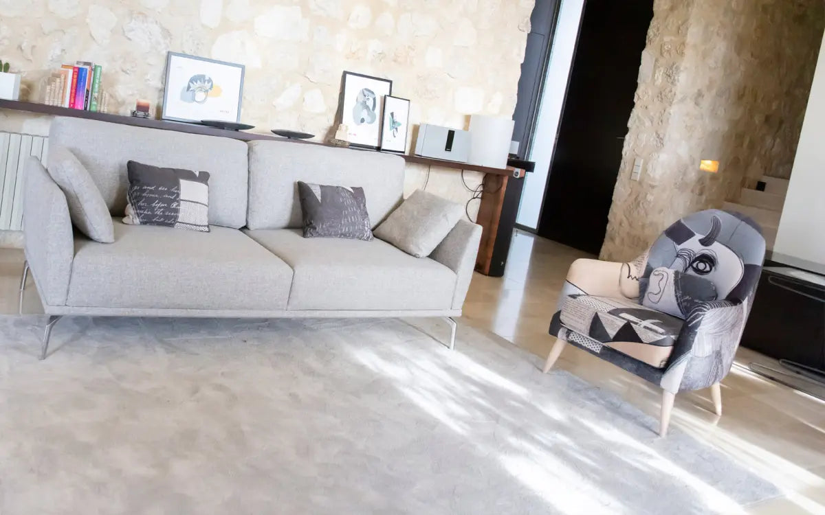 Fama Miranda Armchair
