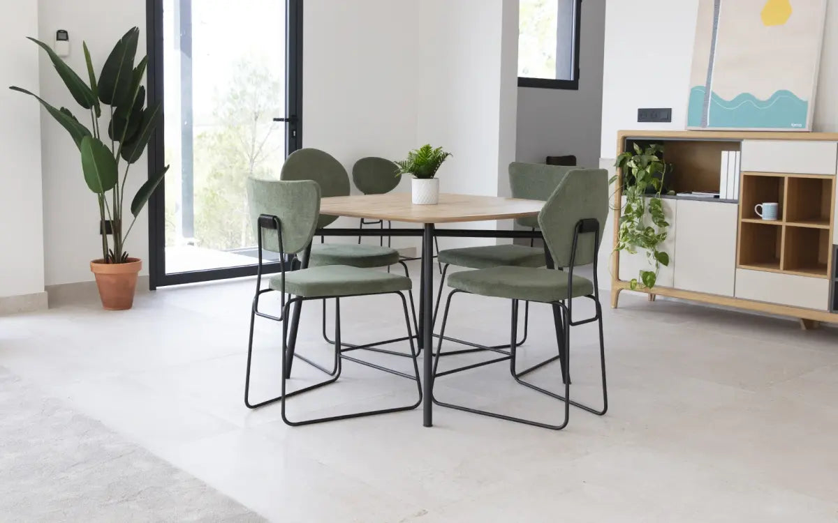 Fama Planet One Chair