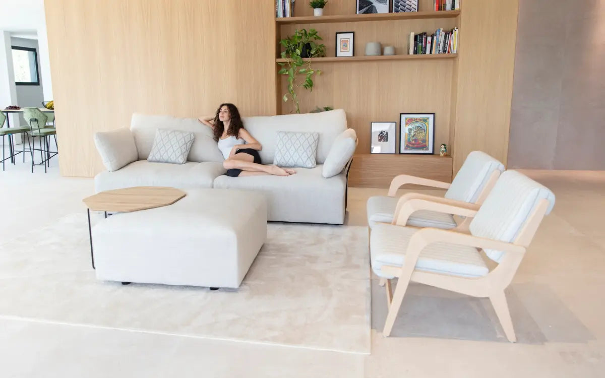 Fama Boomerang Armchair