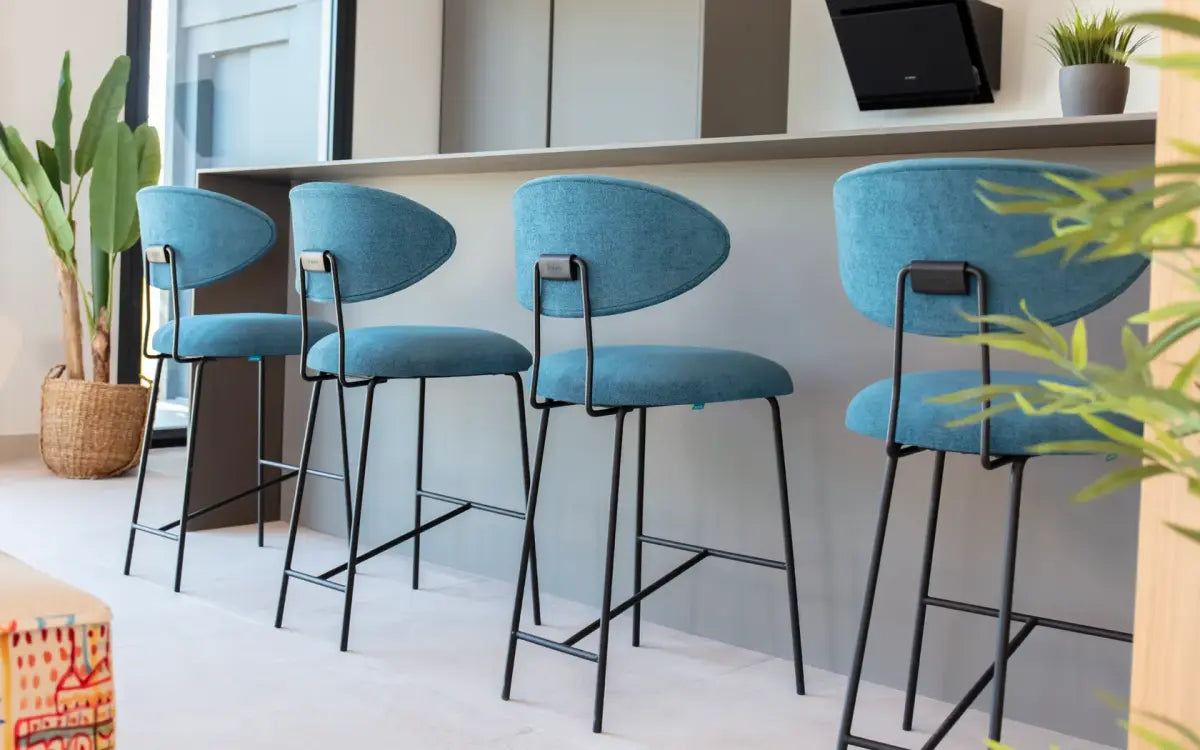 Fama Nereida bar Stool and Dining Chair
