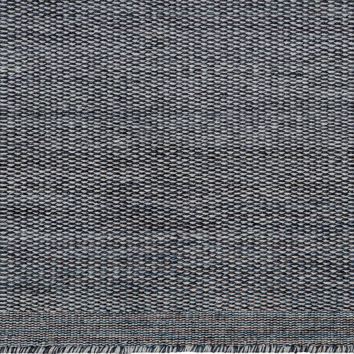 Fabula Bellis Rugs
