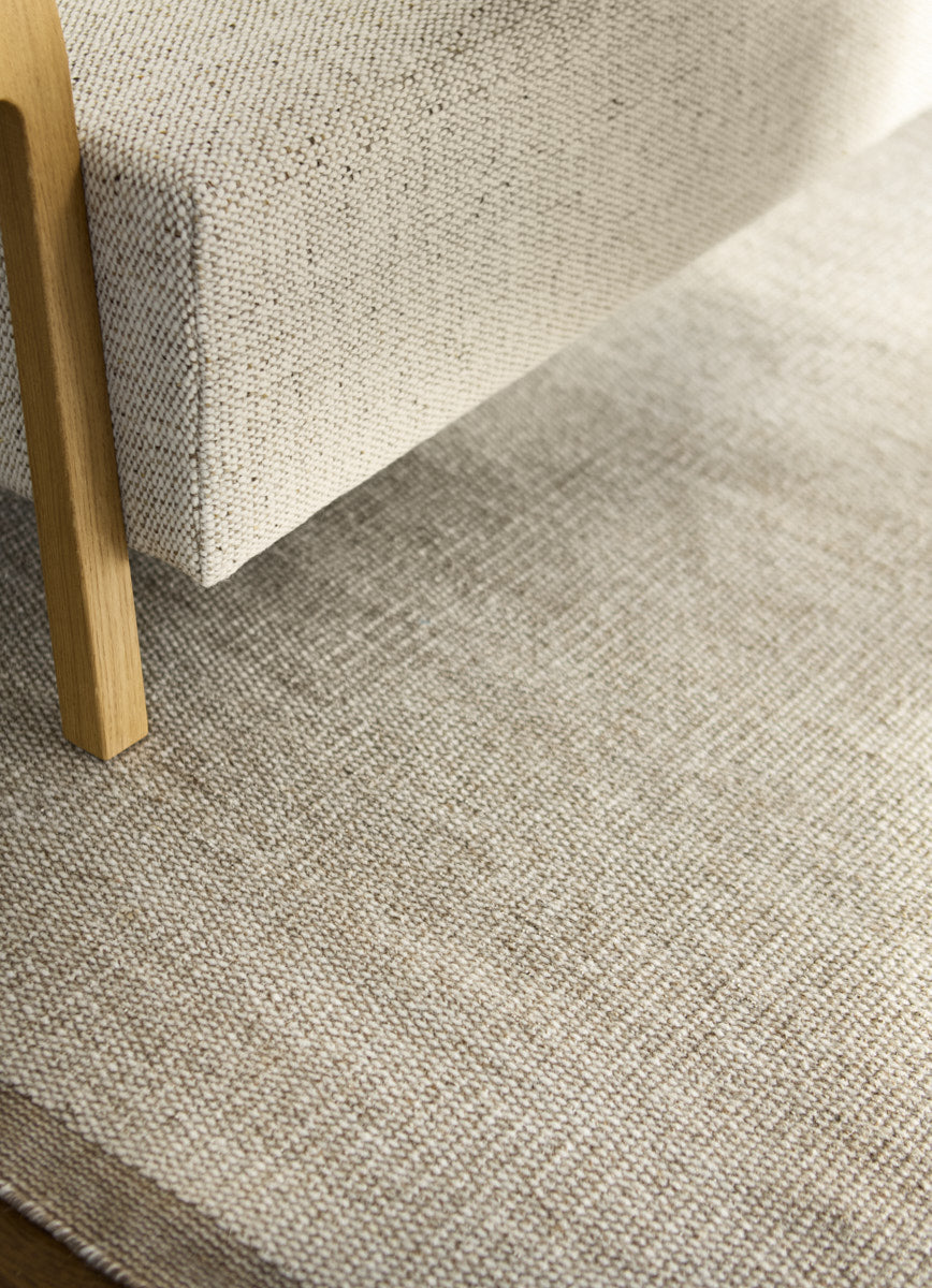 Fabula Bellis Rugs