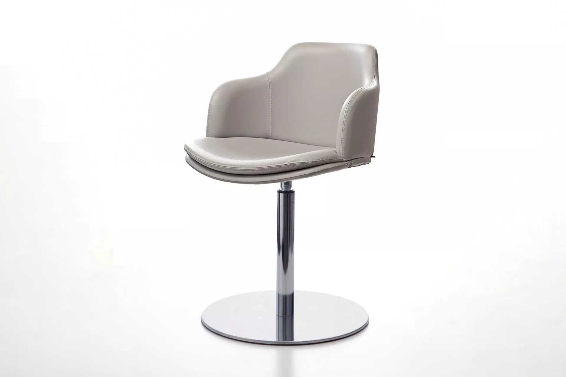 Peressini Glamour PC Chair
