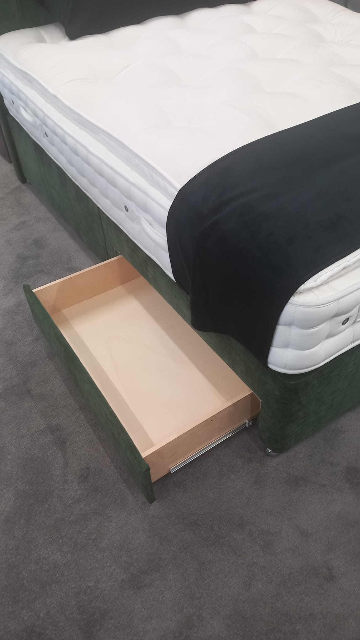 Sanctum Regal 2000 Pillow Top Mattress, Divan &amp; Headboard - EX DISPLAY