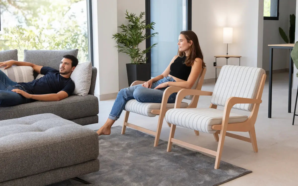 Fama Boomerang Armchair