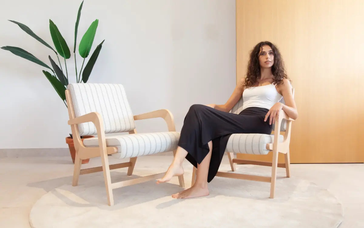 Fama Boomerang Armchair