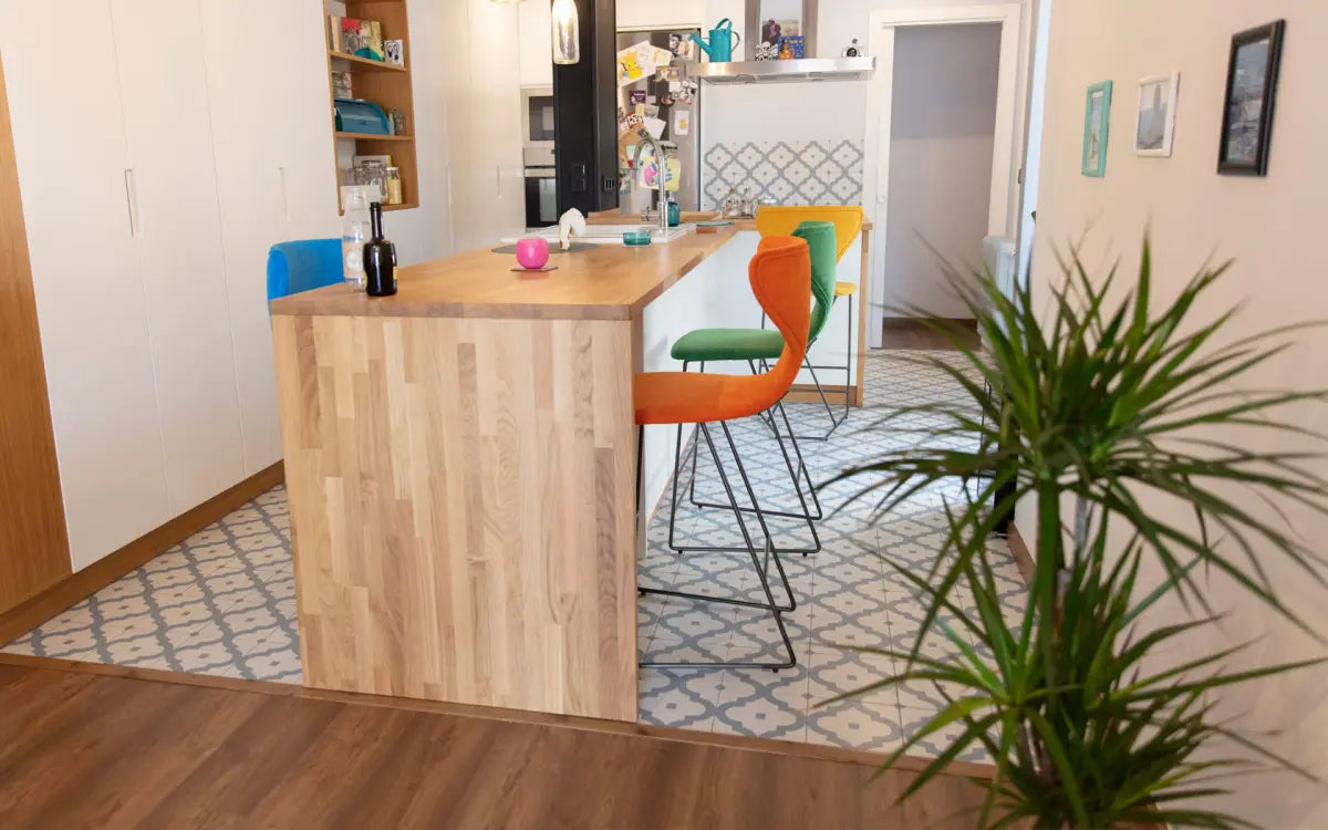 Fama Denzel Stool and Chair