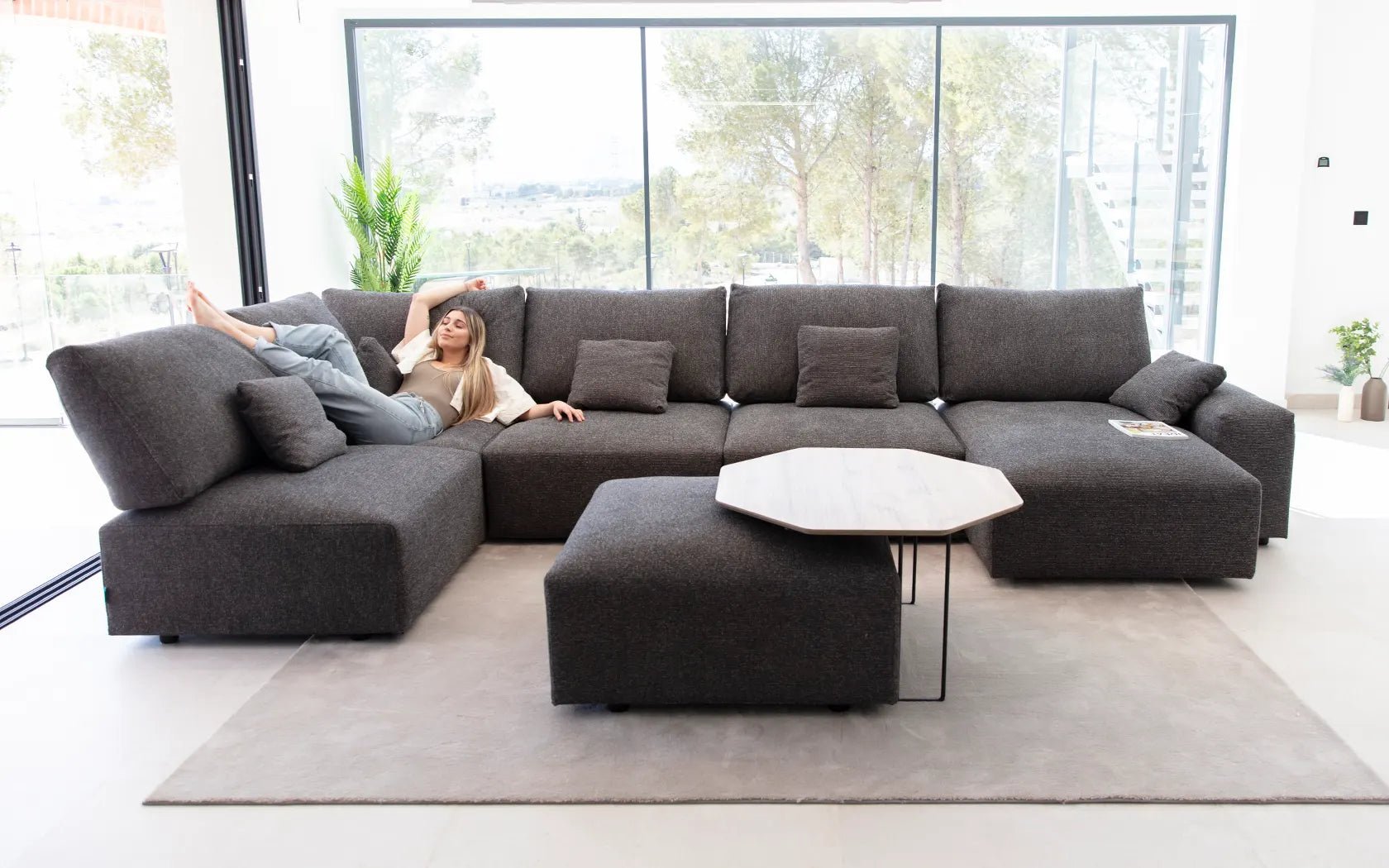 Fama Teseo Sofa - Fellini Home Ltd