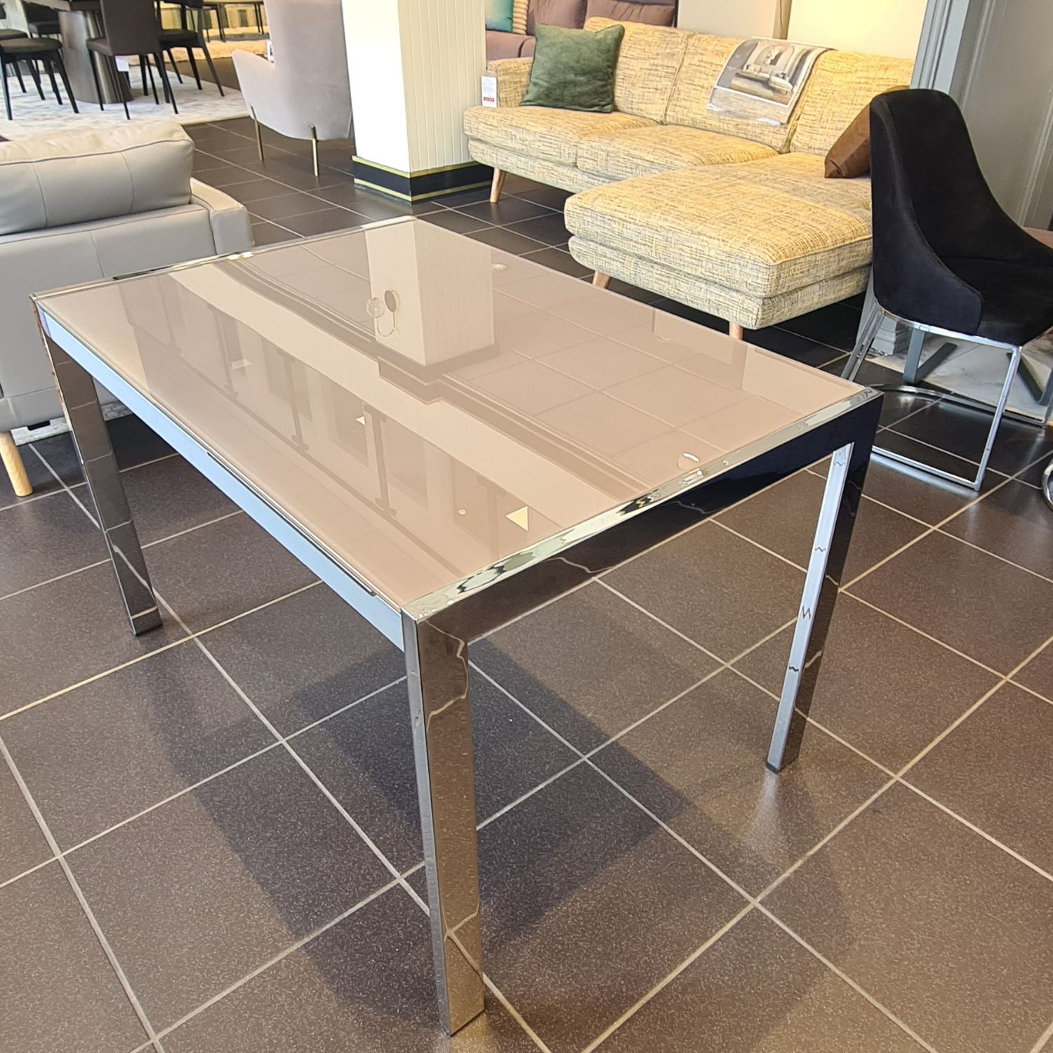 Peressini Casa Bloom Dining Table - Ex Didplay - Fellini Home Ltd